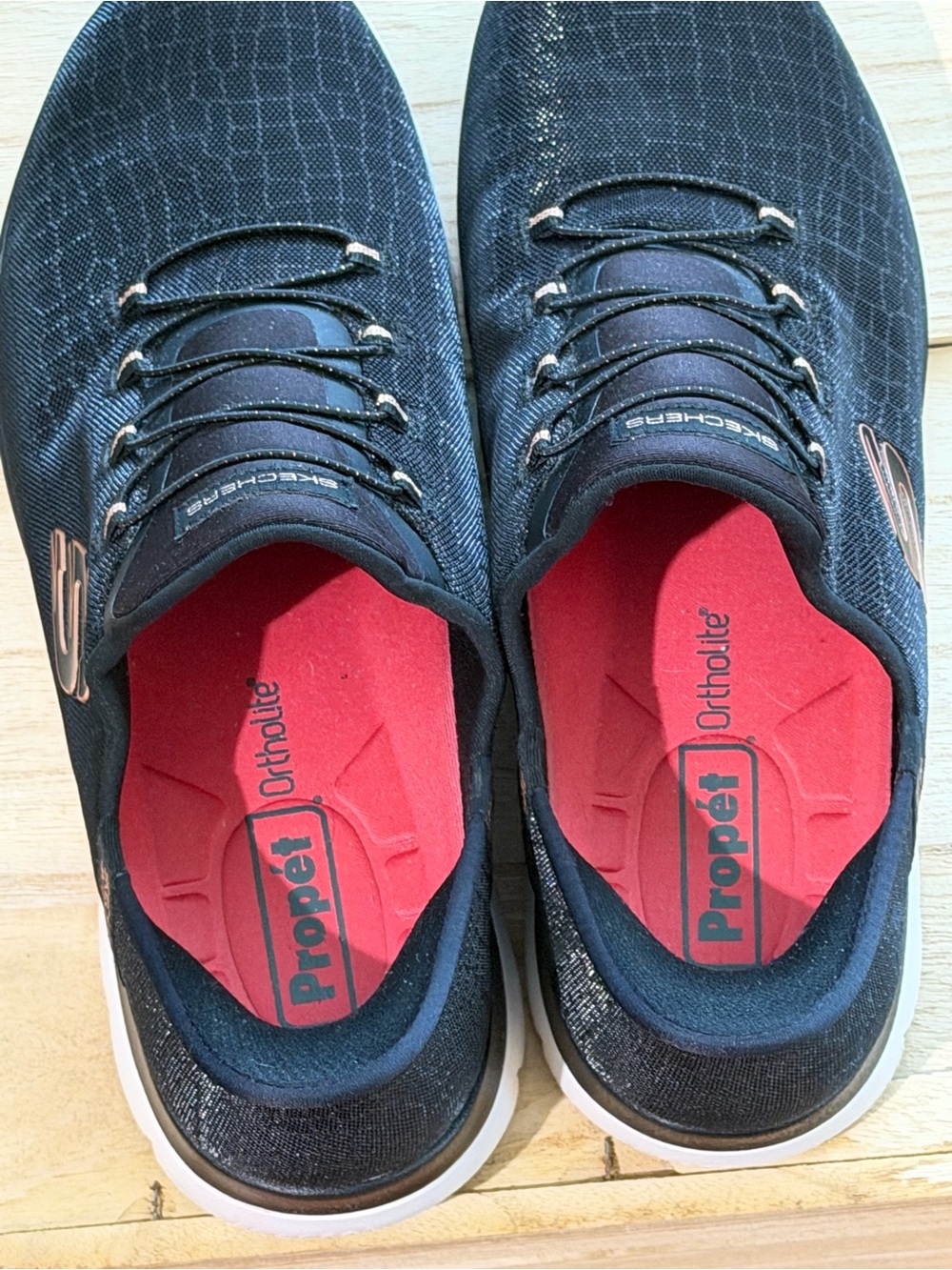 Skechers Summits Classy Night Slip-ins with red Propet Ortholite insoles Sz 10